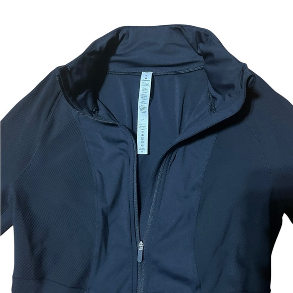 Lululemon Far and Free Jacket Black Size 8 Athleisure Activewear - Picture 4 of 11
